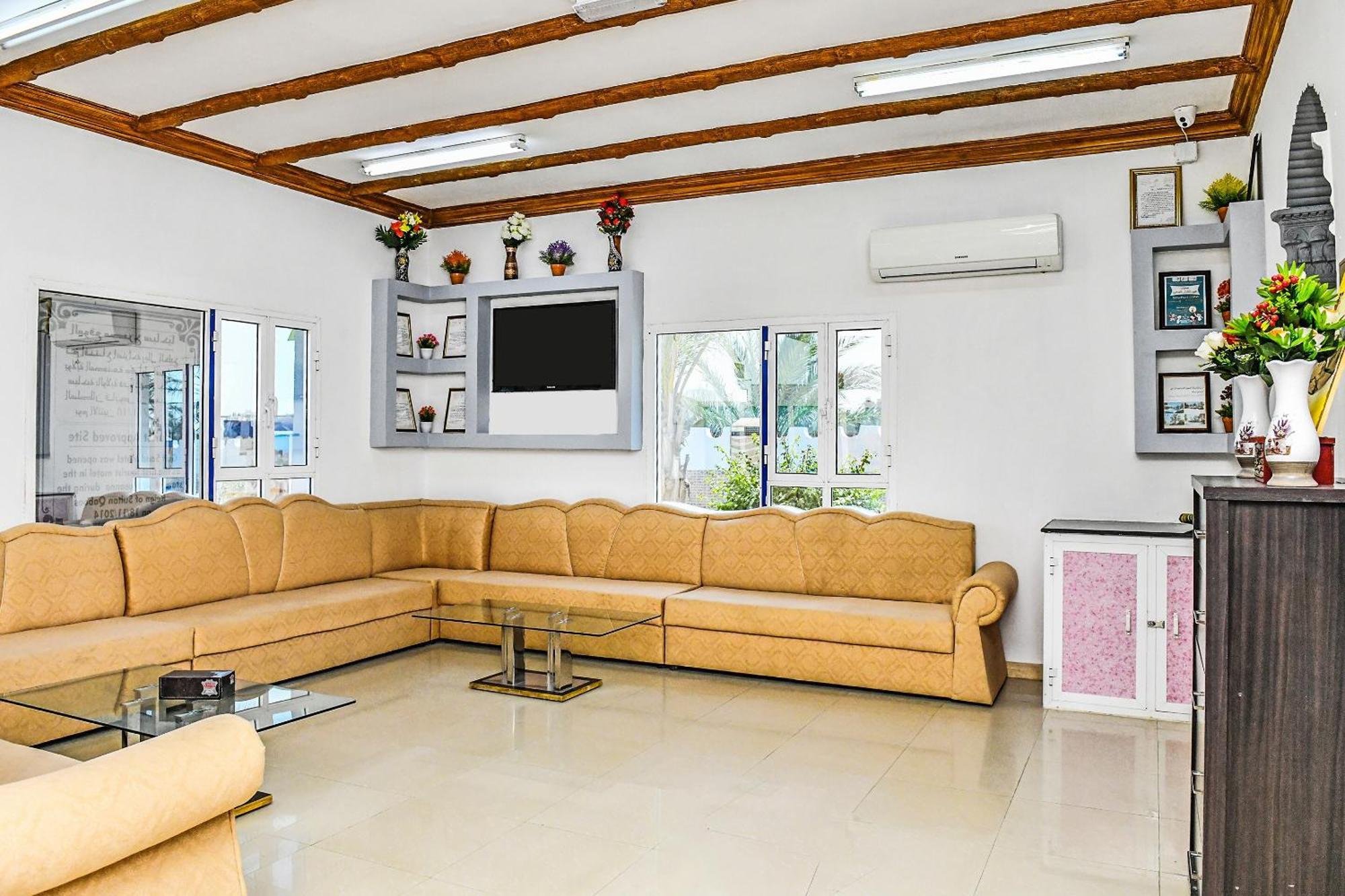 Oyo 138 Gulf Sand Motel Barka Ngoại thất bức ảnh