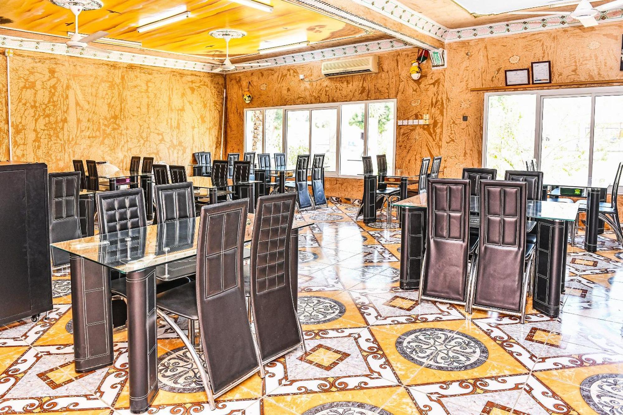 Oyo 138 Gulf Sand Motel Barka Ngoại thất bức ảnh